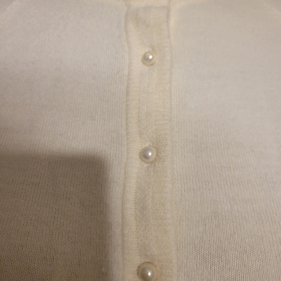 Laura Scott  Women's Button Up Sweater Petite - Picture 3 of 4